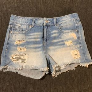 Like new! Buckle black shorts